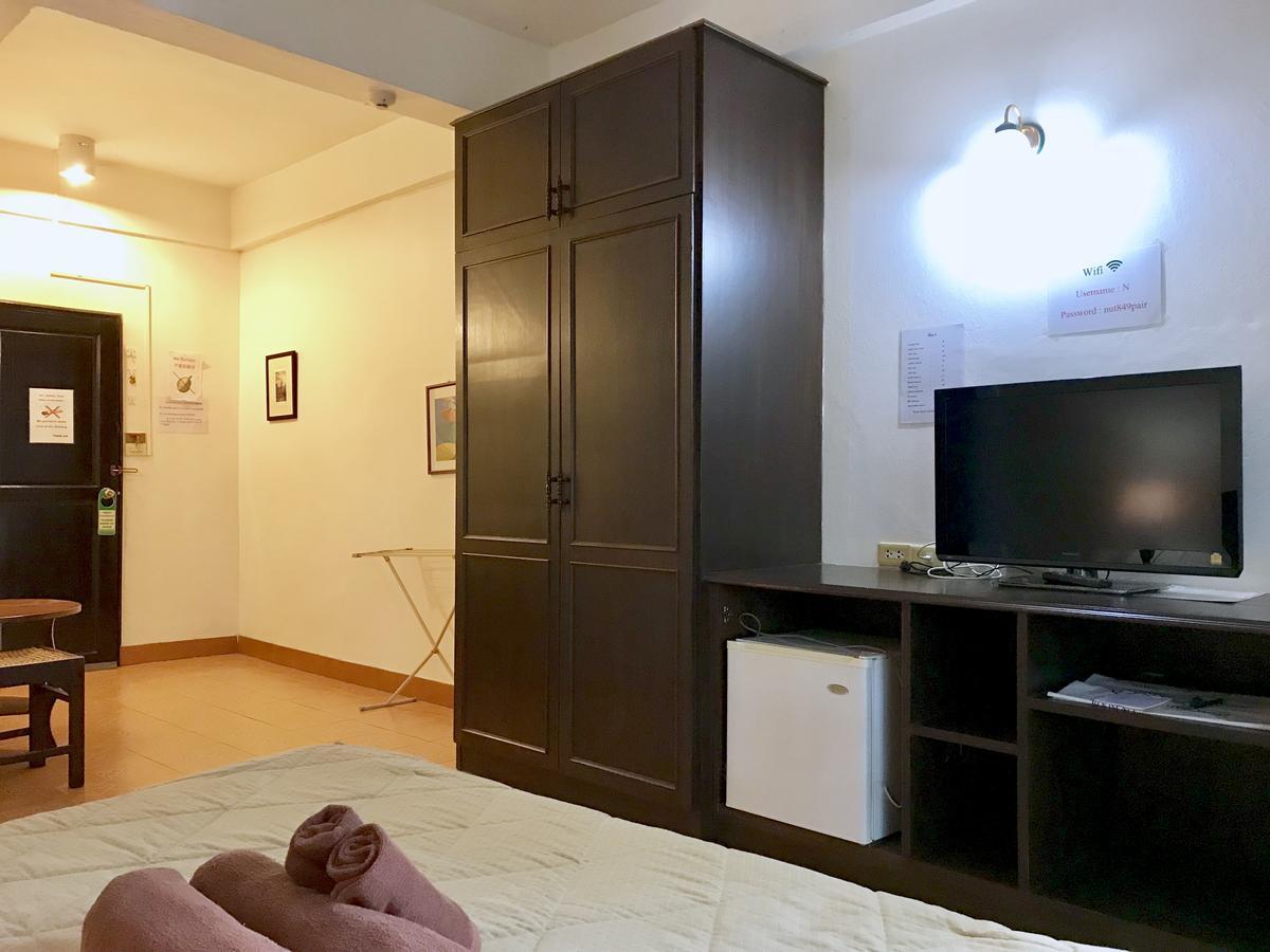 Bon Ca Va Hotel Чиангмай Екстериор снимка